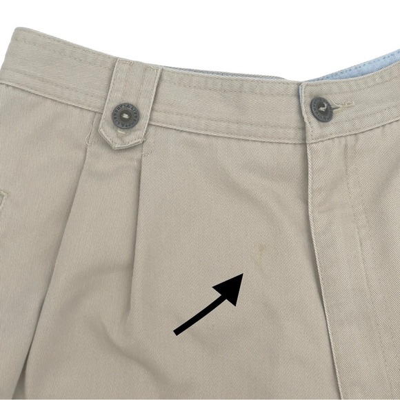 Vintage 90s LizSport High Waisted Mom Shorts Tan Chino Pleated Front | 27" Waist - Picture 6 of 8